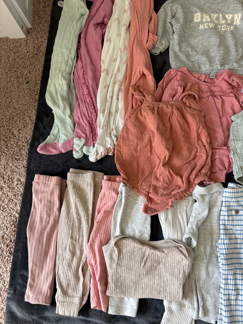H&M Kids Matching Set - Pink, Rust, Green, Gray, Cream - Picture 5 of 7